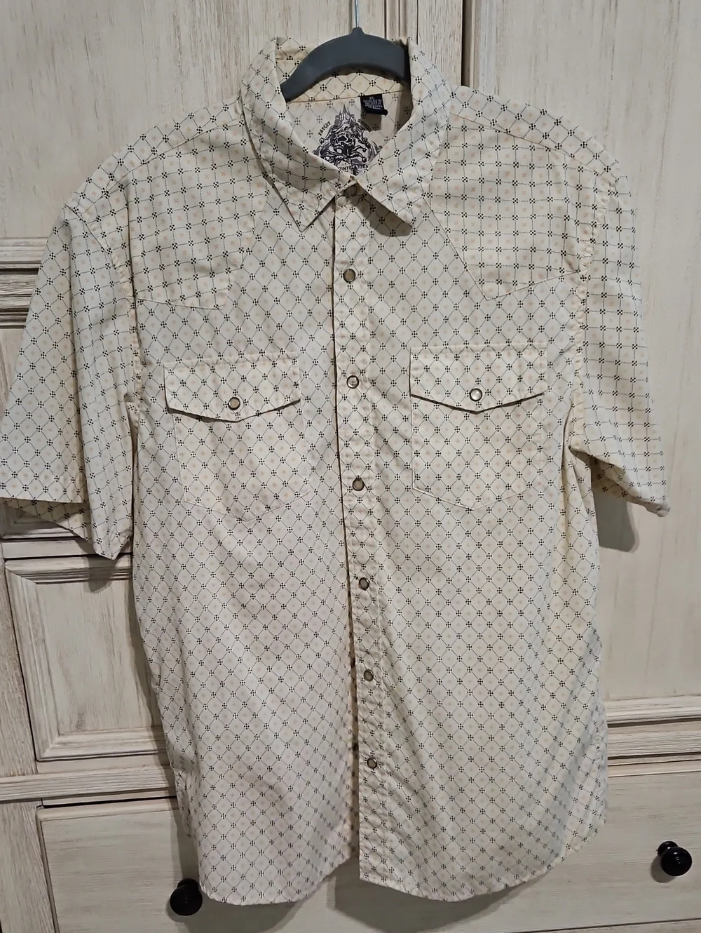 XL BUTTON DOWN MENS SHIRT